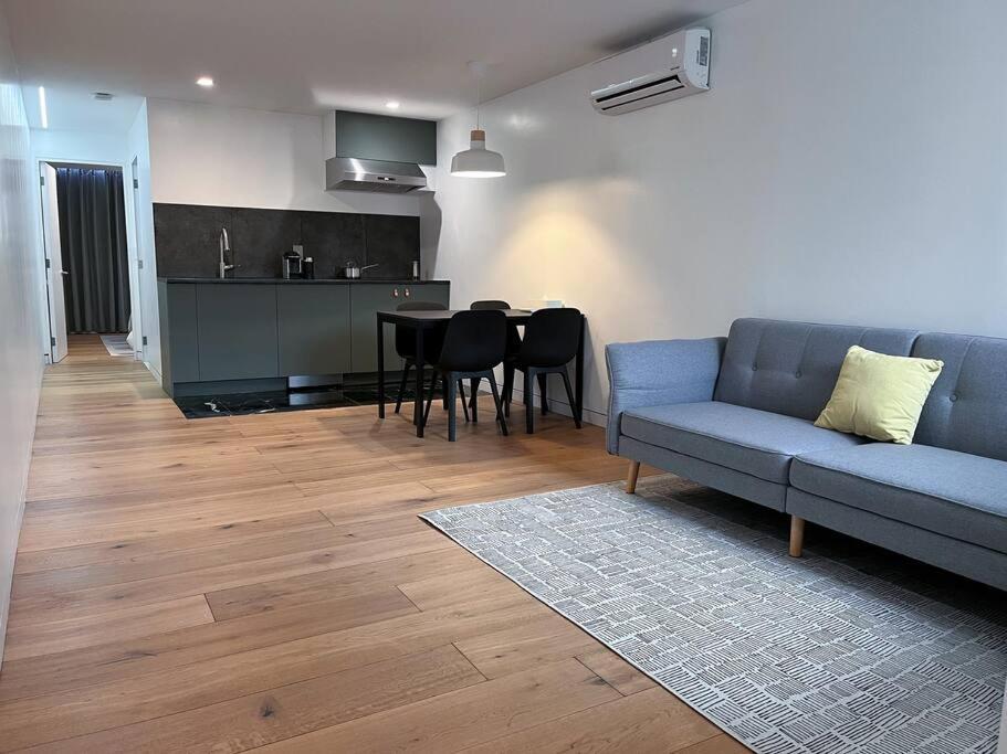 Appartamento New Cozy Modern Minimalist In Brooklyn At Rem-casa