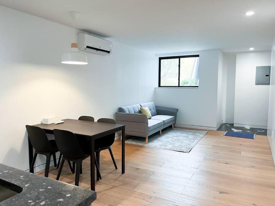 New Cozy Modern Minimalist In Brooklyn At Rem-casa Appartamento New York